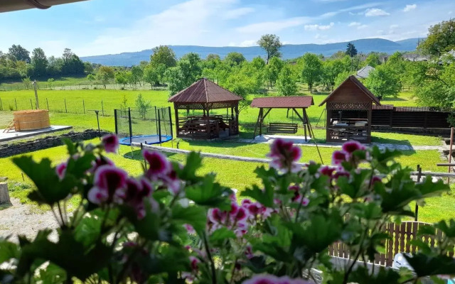 Hotel Maramorosh