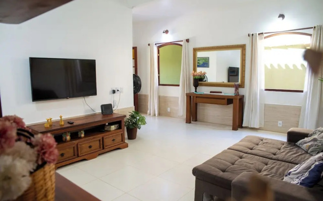 Casa com Piscina e Churrasqueira no Pantanal