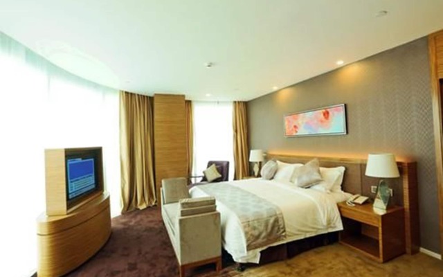 Shenzhen Baoan PLUS Gems Cube Hotel