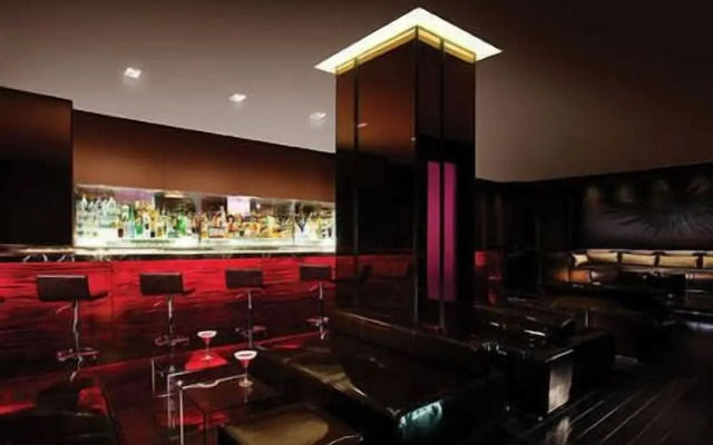 Luxury Suites at the Palms