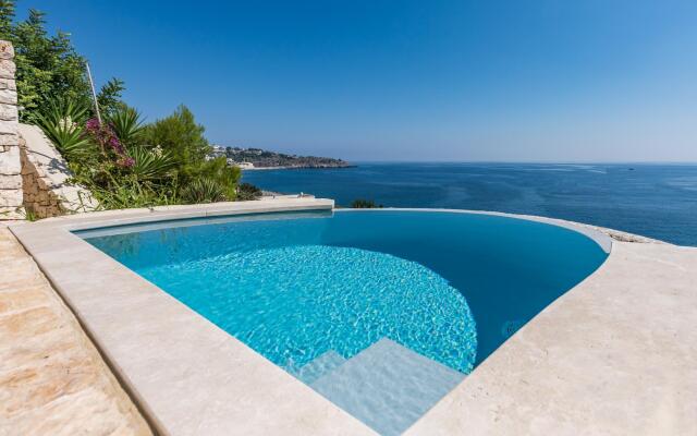 Villa Infinity in diso