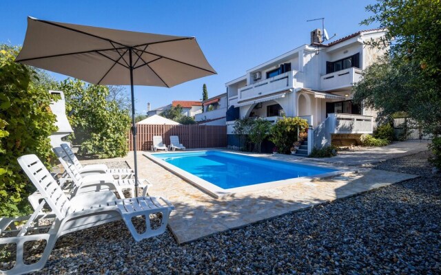 Amazing Home in Punat With Wifi and 3 Bedrooms