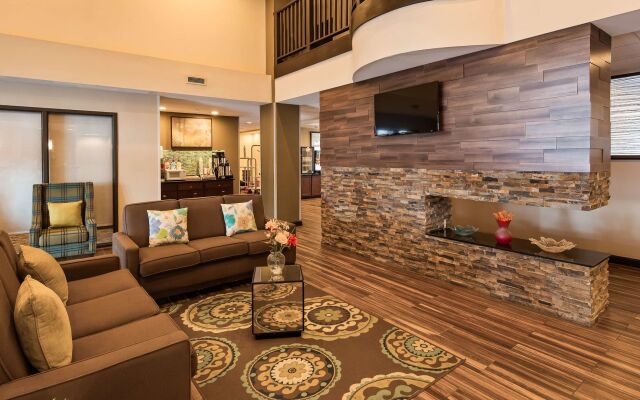Wingate by Wyndham Harrisburg Near Hershey