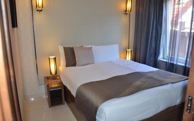 SuperStay Hotel