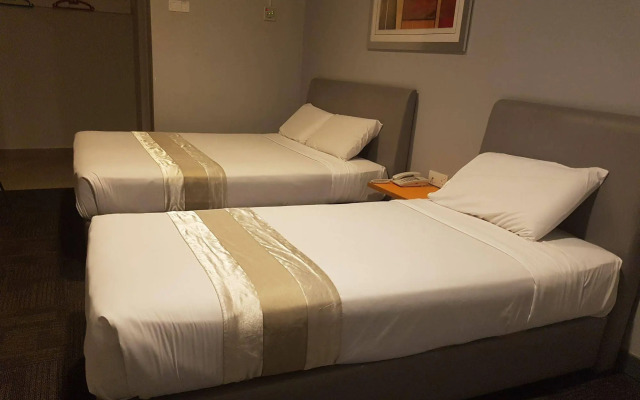 U Pac Hotel