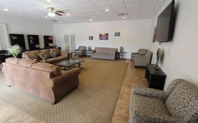 Desert Breezes Resort