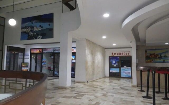 Edificio Nuevo Conquistador Apt 612