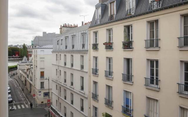 Comfortable Parisian Home 2Mins From Metro Line 7