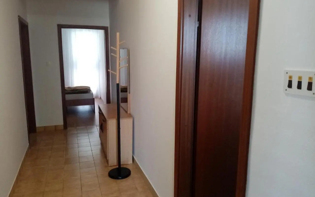 Pave Apartment