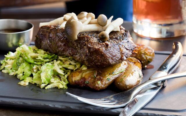 Kimpton George Hotel by IHG