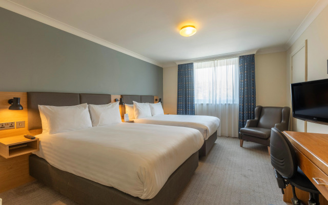 Holiday Inn Edinburgh by IHG