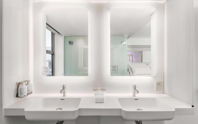 YOTEL Edinburgh