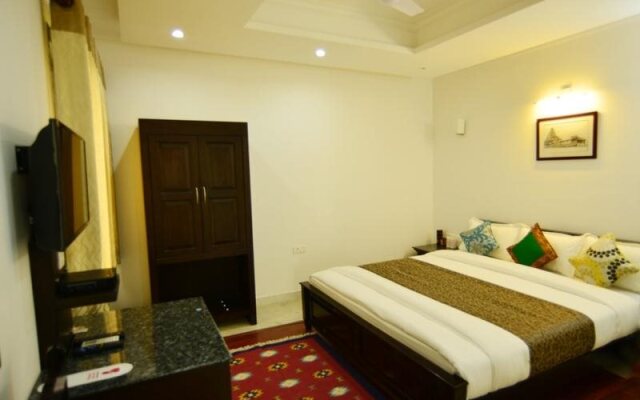 Agra Luxury Home Stay