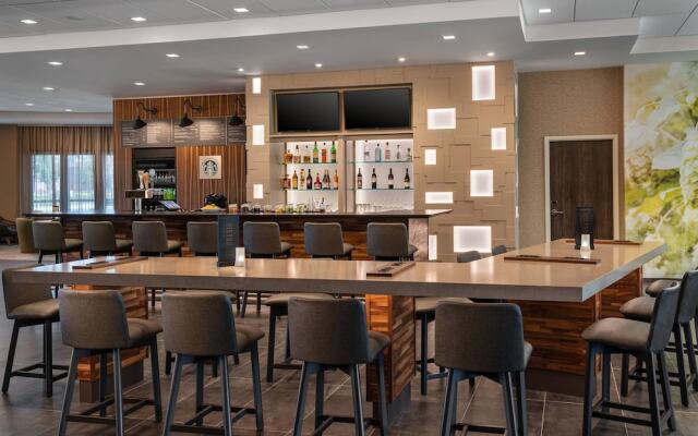 Courtyard Petaluma Sonoma County