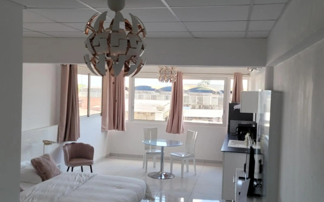 Hello Guyane (8), Suite charme luxury, 5 étoiles