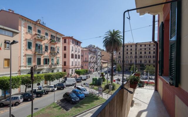 Family House La Spezia - 5lands By Train