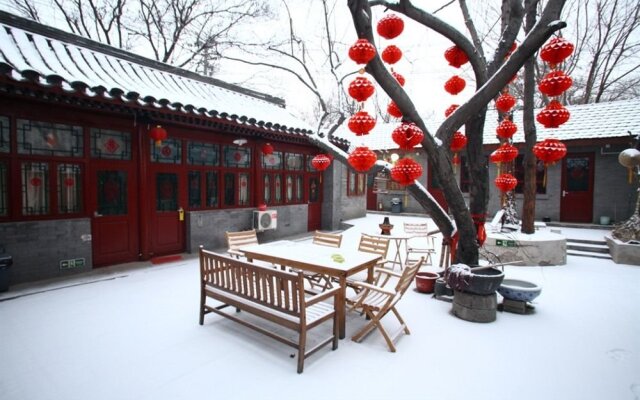 Flowering House Courtyard Hotel