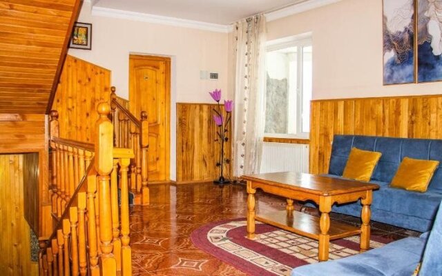 Bakuriani House