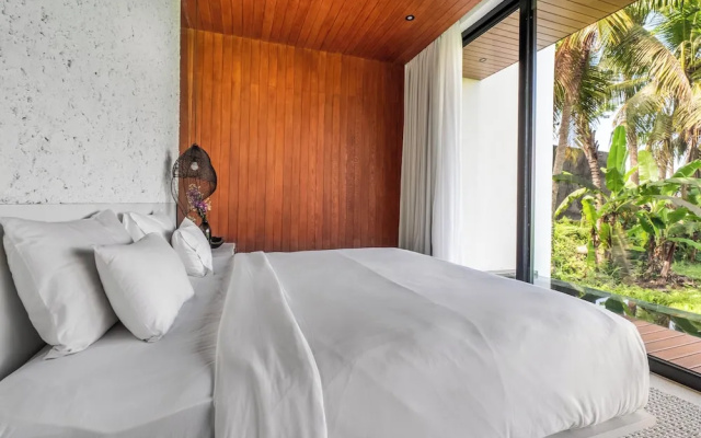 Green Flow Villa 21 – Guest Rooms – Ubud
