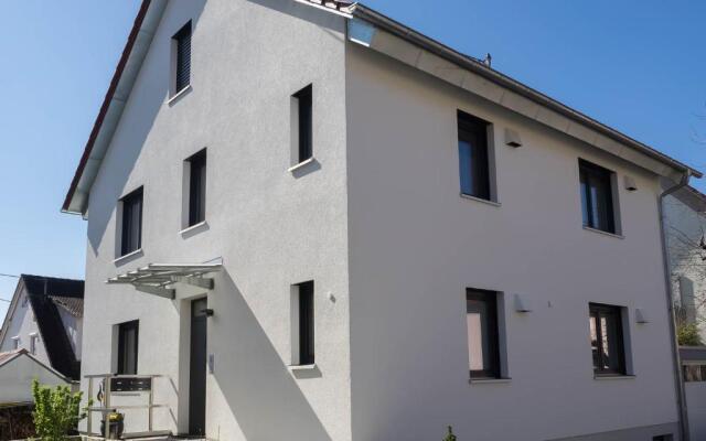 16Lilien Apartmentwohnung