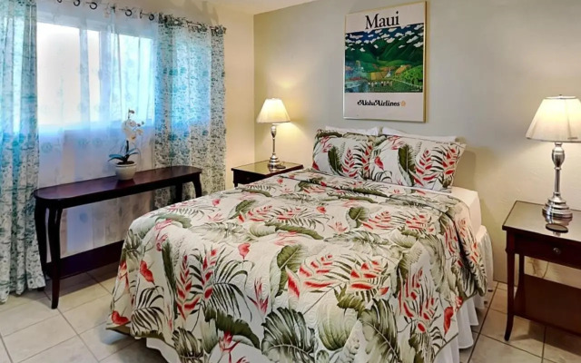 Menehune Shores 206