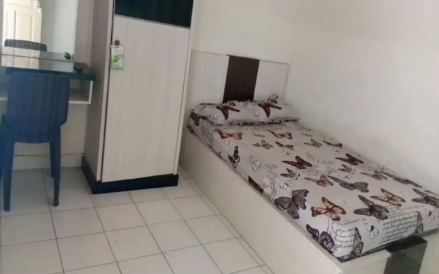 SPOT ON 93005 Berkah Kedawung Syariah Near Fakultas Farmasi Universitas Muhammadiyah Ahmad Dahlan Cirebon