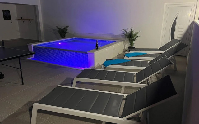 Apartment in Dalmatia near Sea