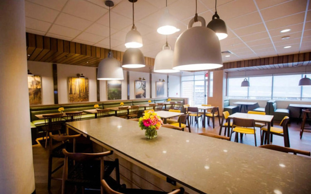 Fairfield Inn & Suites Philadelphia Broomall/Newtown Square