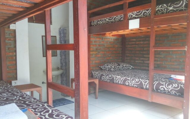 Canggu Fun Beach Surf Hostel