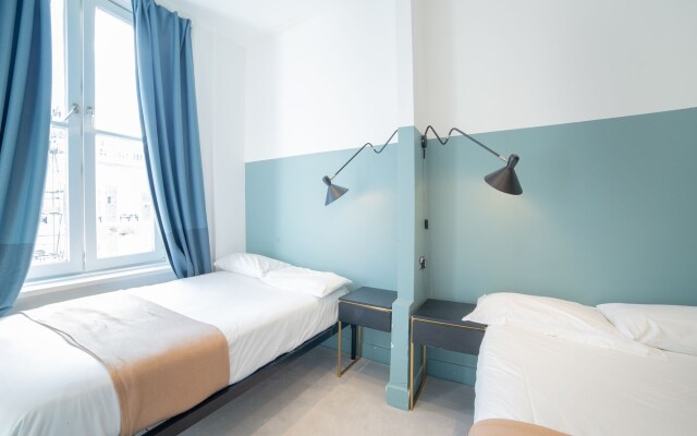 Amsterdam Hotel