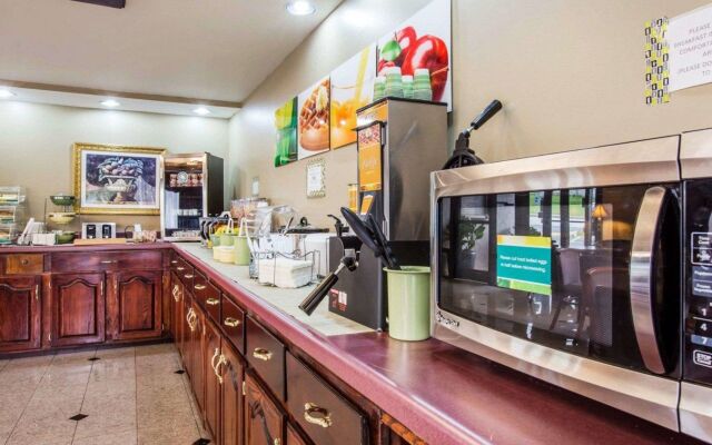 Quality Inn near Six Flags