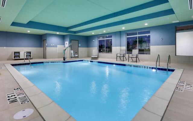 Holiday Inn Express & Suites Plano - The Colony by IHG