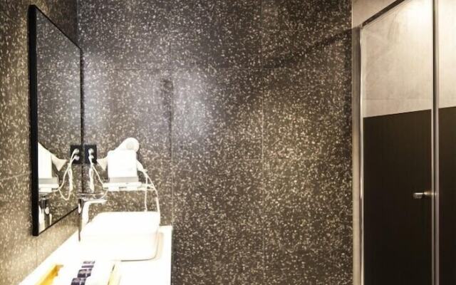 Hotel Crape Gyeongsan