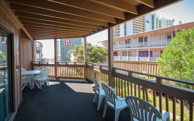 Caribbean Resort & Villas