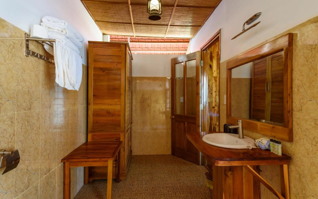 Mango Beach Resort