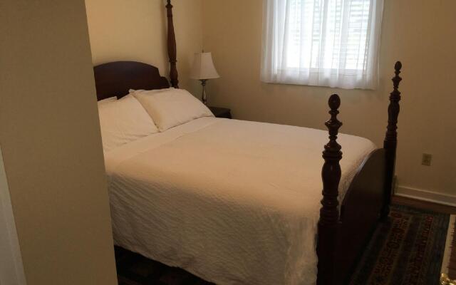 The Tawsty Flower Bed & Breakfast