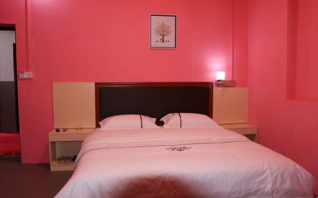 Shanhu Apartment