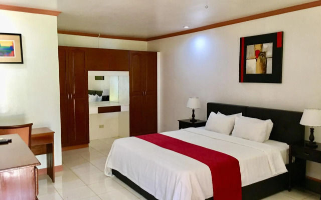 Anda White Beach Resort