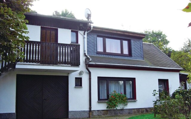 Awesome Home in Ehrenberg With 2 Bedrooms and Wifi