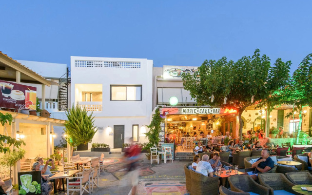 Matala Bay Apartments