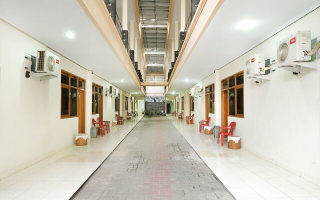 OYO 398 Hotel Family Syariah 2