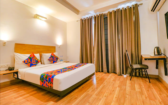Fabhotel Majestic Jpm I