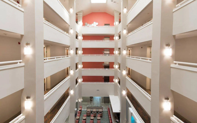 Holiday Inn & Suites Lake City by IHG