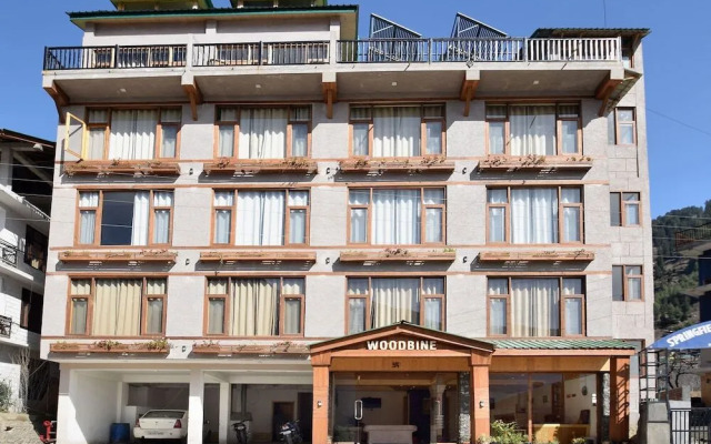 The Woodbine by OYO Rooms