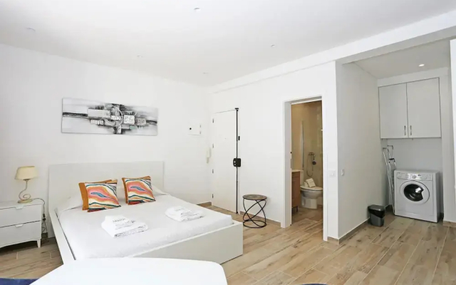 A09 - Sidestreet Mineiro Studio