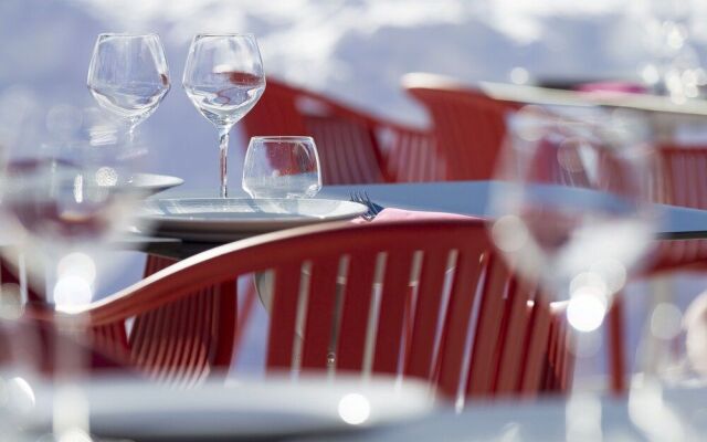 Chalet Hotel Crychar