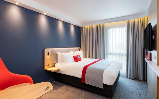 Holiday Inn Express Belfast City by IHG