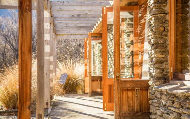 Wharenui Holiday Home by MajorDomo