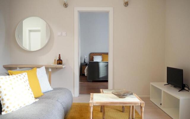 Caché ✦ Bright One-Bedroom Apartment in Sofia