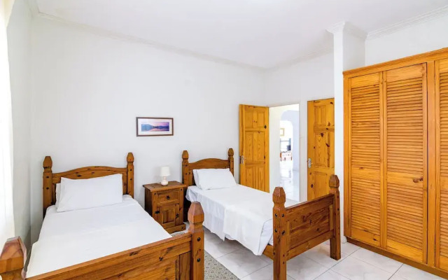 Woburn Villa Apartments